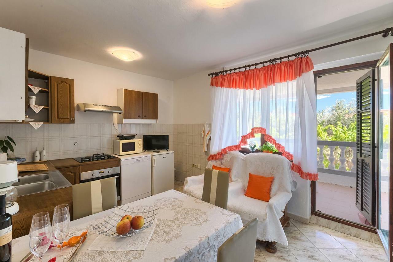 Apartman D&D, Dvorine 63 Banjole Exterior foto